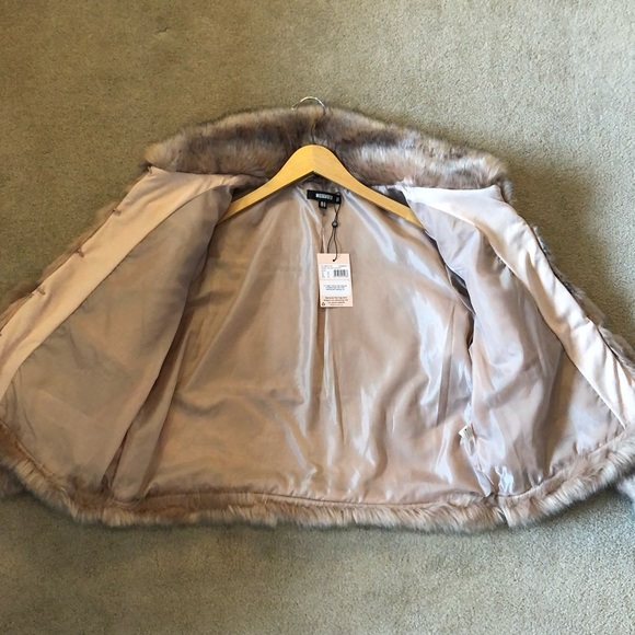 NWT Warm faux fur jacket - Picture 4 of 5